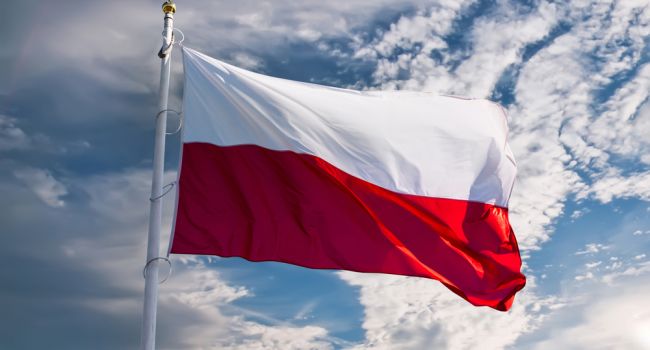 Польша собирается закрепить членство в НАТО и ЕС в Конституции 