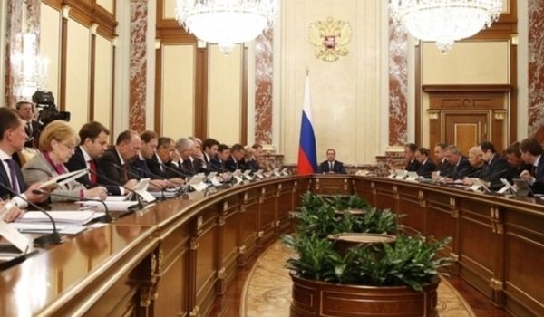 Настало время делать ноги? Стало известно о скандальном факте о ближайших соратниках Путина 
