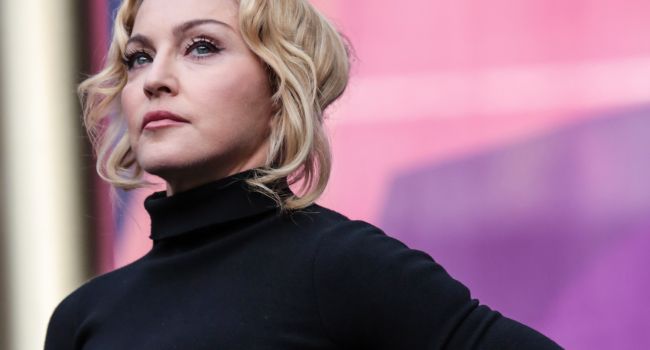 По-прежнему красивая и молодая: поклонники в восторге от нового образа Мадонны 