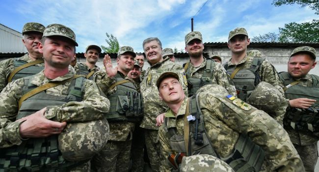 Ветеран АТО: выборы закончены, быстро вам армия стала ненужна – это нужно запомнить, ведь впереди парламентские Ветеран АТО: выборы закончены, быстро вам армия стала ненужна – это нужно запомнить, ведь впереди парламентские