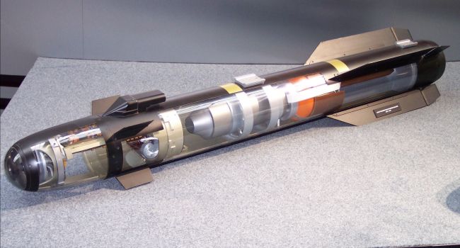 «Без боеголовки»: в США создали новую смертоносную ракету, поражающую лезвиями