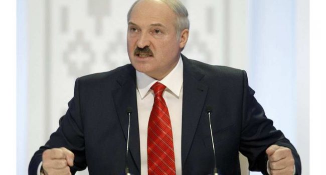 «Сногсшибательная сумма»: Лукашенко рассказал о потерях из-за «расхлябанности и разболтанности» в РФ