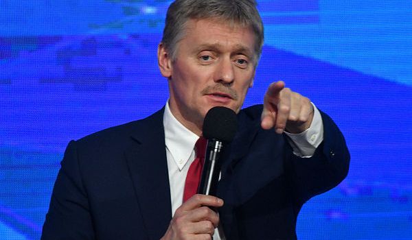 «Вылез прямо из подворотника»: в сети откровенно посмеялись над «правой рукой» главы Кремля «Вылез прямо из подворотника»: в сети откровенно посмеялись над «правой рукой» главы Кремля
