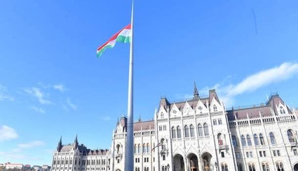 Венгрия надеется, что Зеленский решит проблемы с «языковым законом»