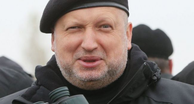 Заявление написано: Турчинов просится на войну в «любое военное подразделение»