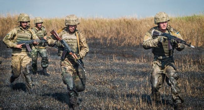 Бойцы «Азова» беспощадно уничтожают боевиков: наемники бегут в ужасе со Светлодарской дуги