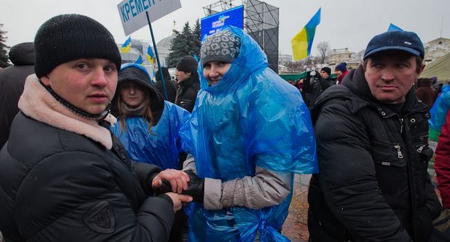 Политолог рассказал о двух уникальных случаях в истории Украины с инаугурацией президентов