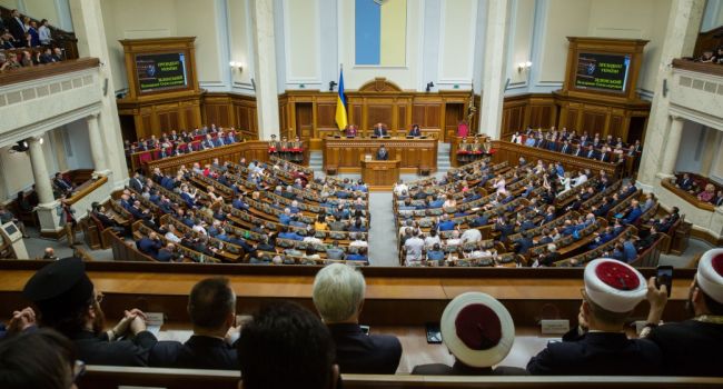 Блогер: наши нардепы стремятся поэкспериментировать с новым парламентом, приведя к власти Бойко-Медведчука и еще неизвестно кого