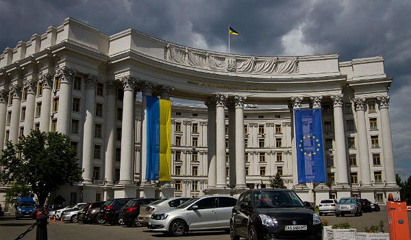 Спор Киева и Будапешта: в МИД спрогнозировали результаты переговоров Зеленского с Орбаном 