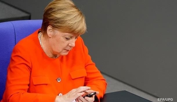 У Меркель сообщили о ее разговоре с Зеленским по поводу Донбасса 