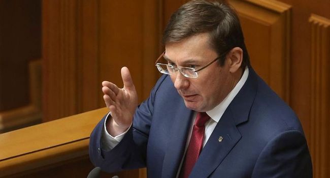 Луценко заявил, что выступает посредником между новой президентской администрацией Украины и окружением президента Трампа Луценко заявил, что выступает посредником между новой президентской администрацией Украины и окружением президента Трампа