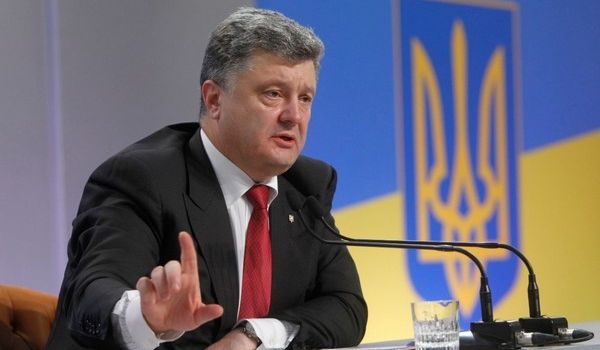 Украинцы создали петицию, призвав Зеленского установить 20 мая «Днем освобождения от Порошенко»