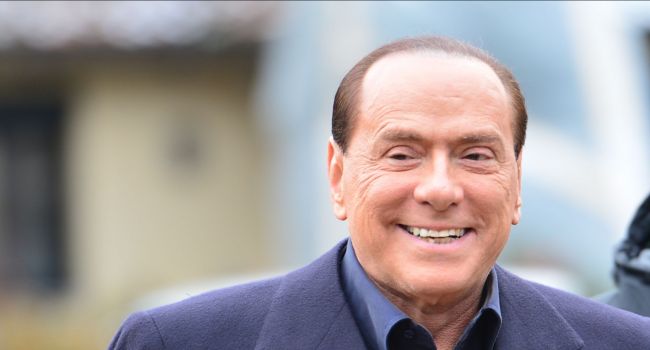 Берлускони стал депутатом Европарламента 