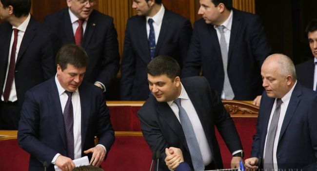 Правительство Гройсмана не смогут отправить в отставку, голосов не хватит – БПП Правительство Гройсмана не смогут отправить в отставку, голосов не хватит – БПП