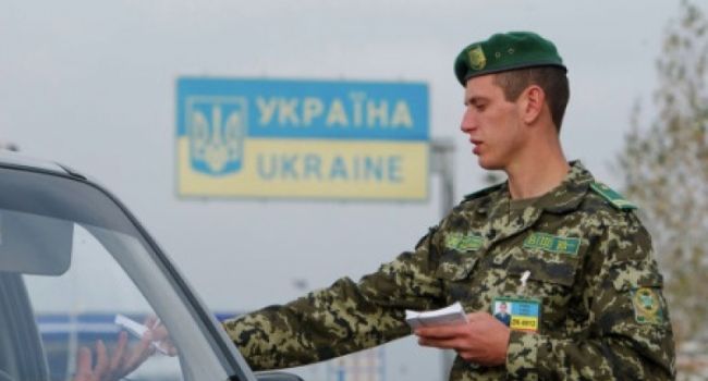 Четверть украинских пограничников считают место своей работы крайне коррумпированным