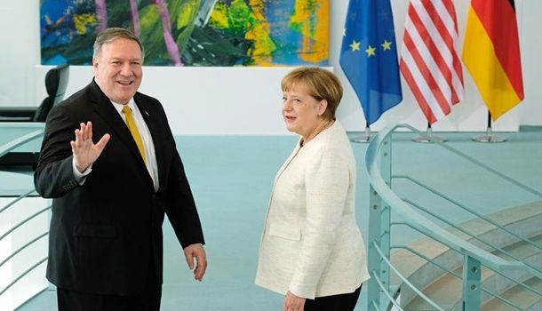 Меркель и Помпео поговорили о ситуации в Украине 