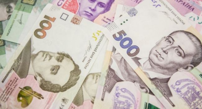 «Избежать долгов»: политолог рассказал о последствиях заявления о дефолте