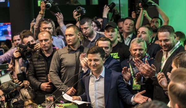 Партию Зеленского вовремя зарегистрировали в Минюсте