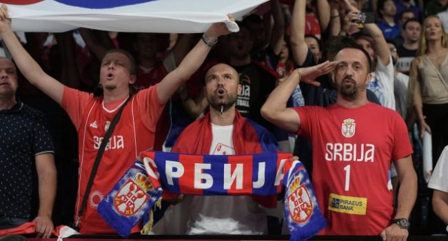 От сербских фанов во Львове можно ожидать политических провокаций - СМИ