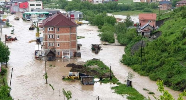 В Сербии объявлен режим ЧС из-за природной стихии 
