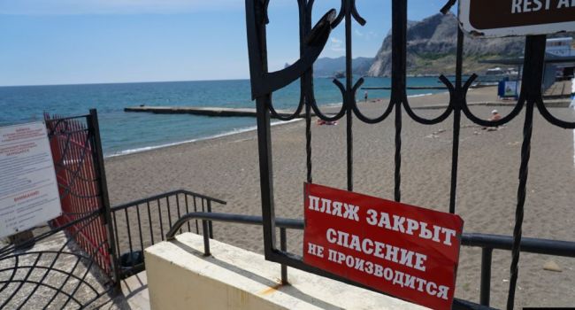 Минобороны РФ старается для жизни крымчан – огородили местный пляж в Севастополе, где раньше загорали люди, колючей проволокой