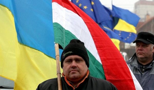 Тревожный сигнал: только 25% жителей Закарпатья хотят жить в унитарной Украине