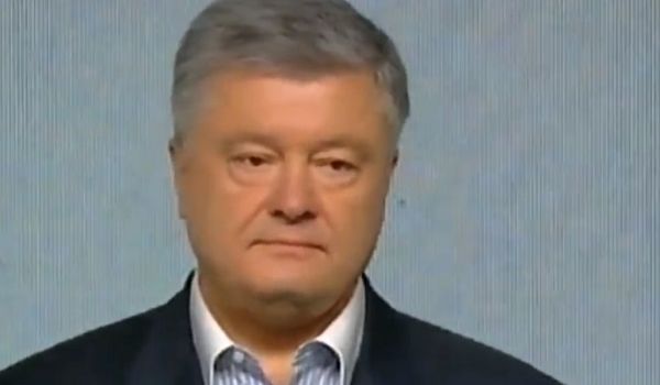 «Российские войска были бы в Киеве и Львове»: Порошенко выступил с громким заявлением об угрозах для Украины 