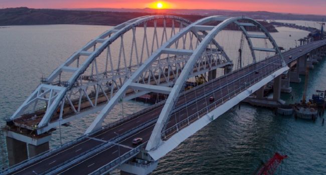 Снова обман: Железнодорожная часть Крымского моста не будет введена в эксплуатацию раньше срока 