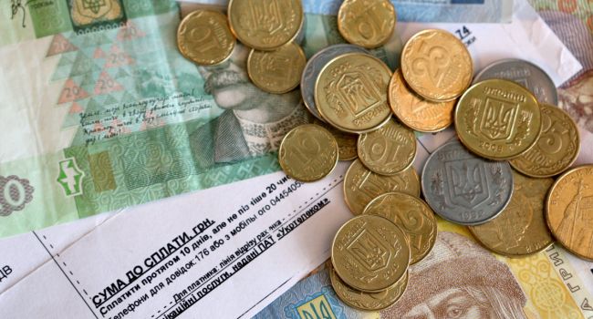 Украинцам начали начислять штрафы за долги ЖКХ 