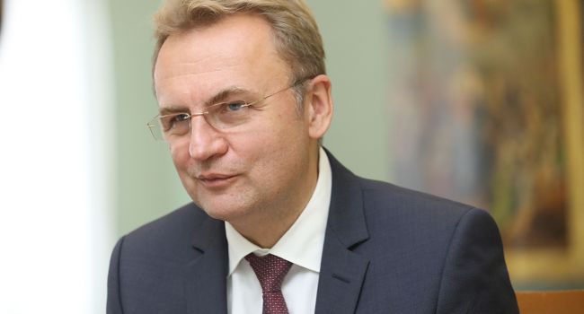 «Тимошенко слушать нельзя»: Садовый обратился к Зеленскому «Тимошенко слушать нельзя»: Садовый обратился к Зеленскому