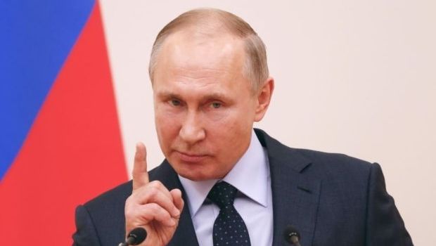 «Восстановим, но после того как плешивого карлика повесят сами русские»: Путин отличился заявлением о дружбе с Украиной, сеть в гневе 