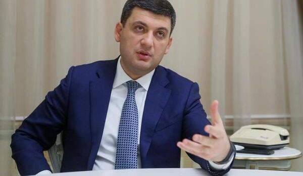 «Не признаем никогда»: Гройсман прокомментировал на получение российских паспортов жителями Донбасса «Не признаем никогда»: Гройсман прокомментировал на получение российских паспортов жителями Донбасса