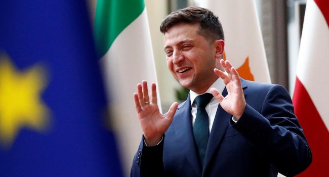 Сначала «тяжелый компромисс», а потом снятие санкций с РФ: блогер рассказал о тревожных сигналах от Зеленского в Париже Сначала «тяжелый компромисс», а потом снятие санкций с РФ: блогер рассказал о тревожных сигналах от Зеленского в Париже