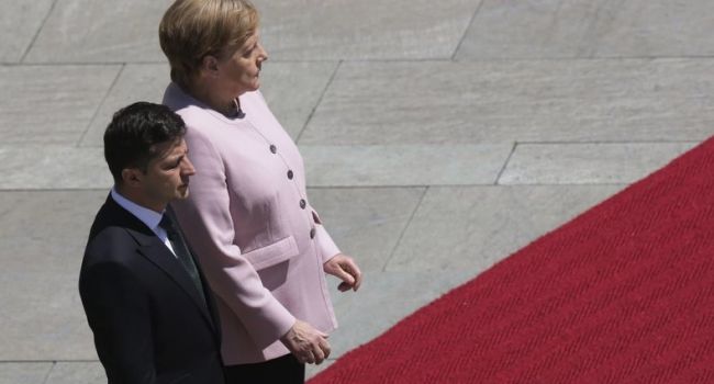 «Я уверен, что никто Украине не будет выкручивать руки»: Зеленский пошел против Меркель из-за России 