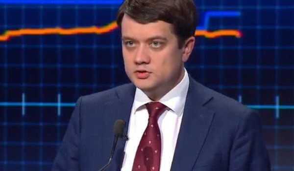 «Паршивая овца будет везде»: Разумков рассказал о зарплатах в партии «Слуга народа» «Паршивая овца будет везде»: Разумков рассказал о зарплатах в партии «Слуга народа»