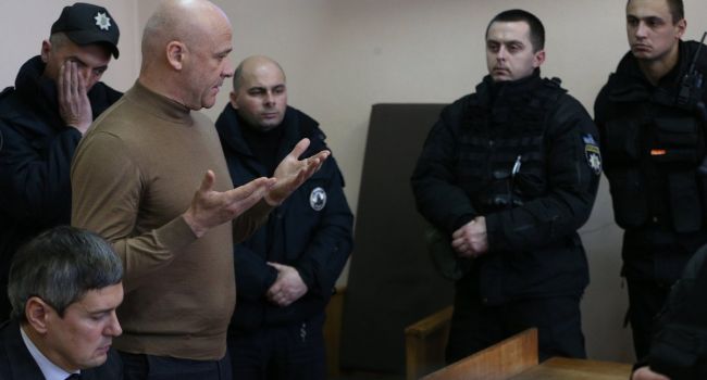 Прокуроры требуют конфисковать имущество и 12 лет тюрьмы для мэра Одессы Труханова