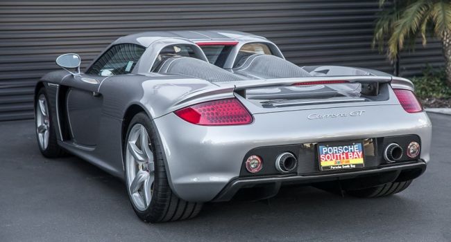 В  Porsche заверили, что не собираются переводить на электрическую тягу представителей семейства GT