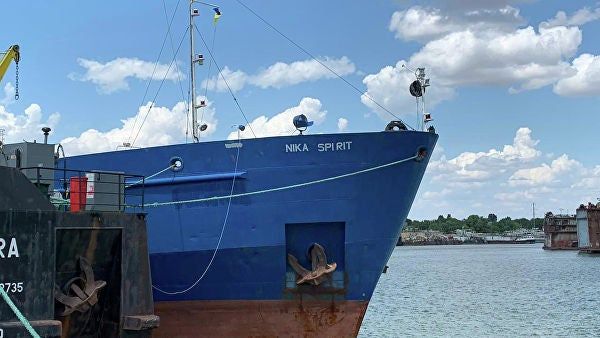 Силовики отпустили моряков с задержанного российского корабля