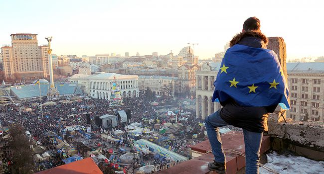«В 20:00 те, кому не пох*й, выходят на Майдан»: в Украине назревает очередная революция из-за решения ЦИК по Клюеву и Шарию 