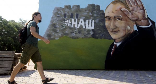 «Путин хотел сделать витрину, а из витрины льётся дер*мо»: ярый фанат аннексии Крыма признал провал политики РФ на полуострове 