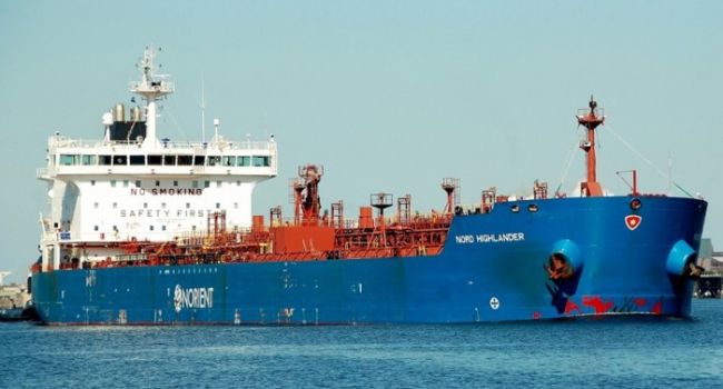Танкер с нефтью зашел в Одесский порт: Коломойский пытается задобрить американцев
