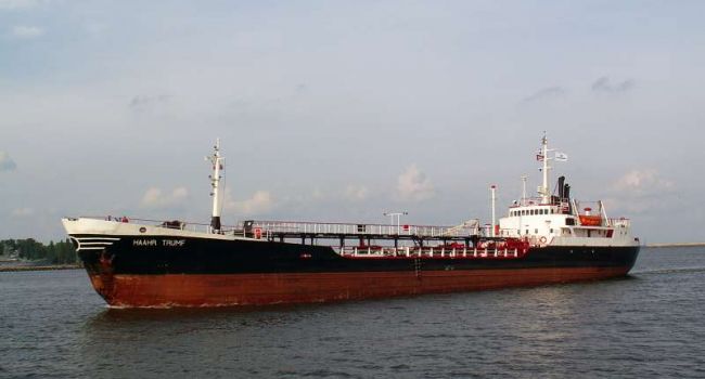 Впервые в истории США отправили в Украину танкер с нефтью