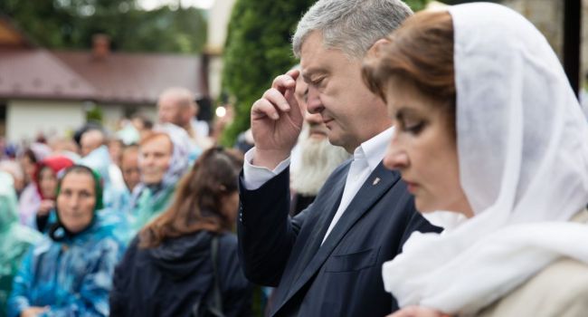 «Прошу молиться за Украину»: Порошенко обратился с мощной речью к украинцам 