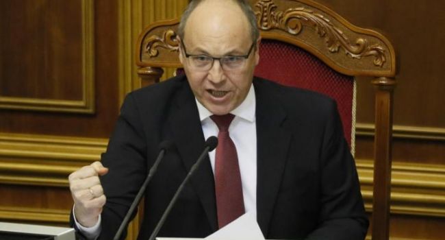 Срочного созыва внеочередного заседания парламента не будет: Парубий отклонил предложение Зеленского