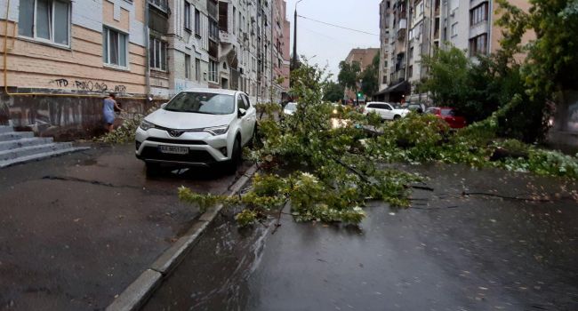 «Внимание!»: синоптики предупреждают украинцев о шторме
