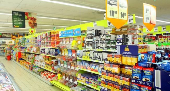 Магазины Польши теперь должны раздавать непроданные продукты нуждающимся