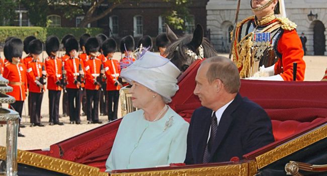 Елизавета II владеет элитной недвижимостью в Москве