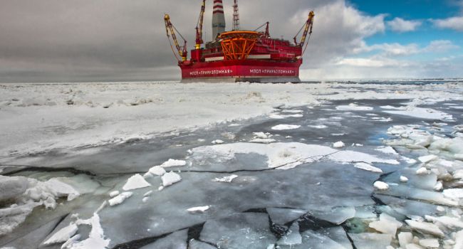 Профессор из США: Россия уже выигрывает войну за Арктику