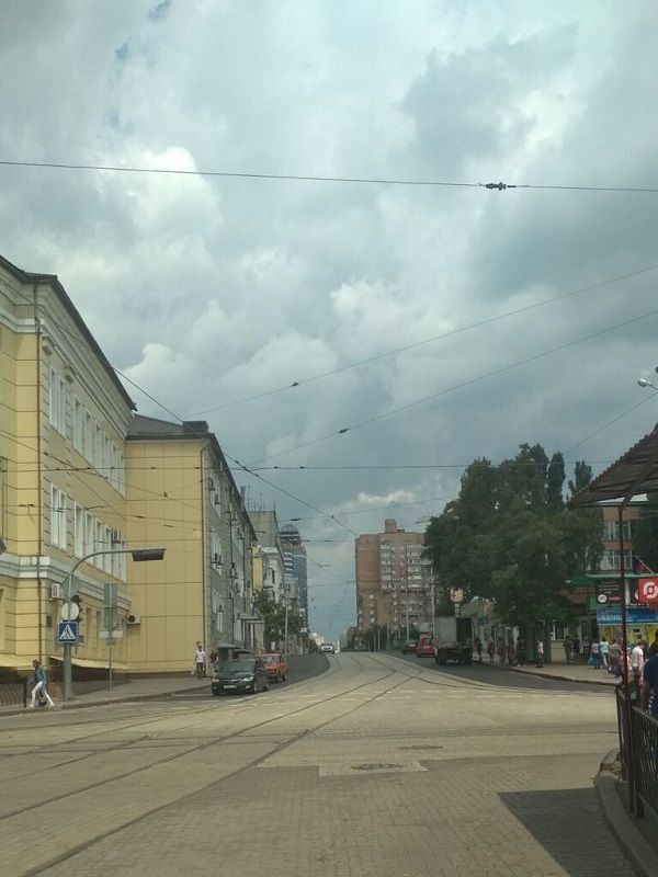 «Новая зона отчуждения»: сеть шокирована новыми фото оккупированного Донецка