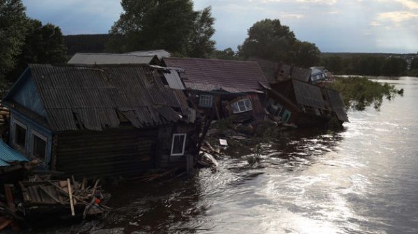 Катастрофа из-за наводнения в Сибири: около полутысячи домов не подлежат восстановлению